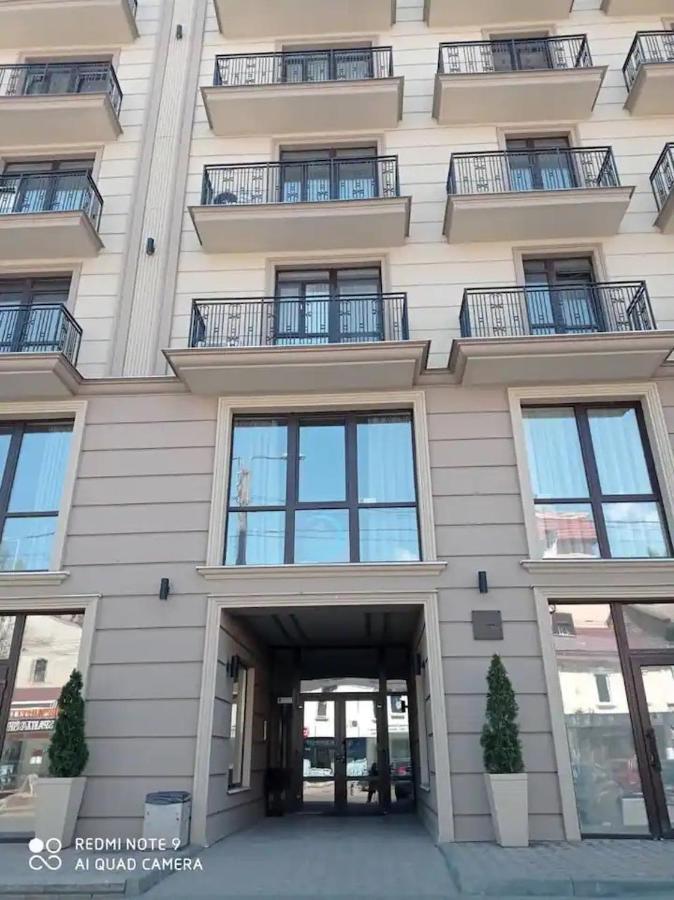 Comfortable Apartment In The Centre Одесса Экстерьер фото
